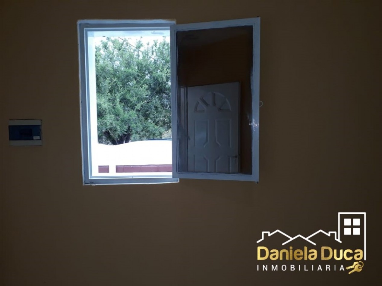 CASA/ DEPARTAMENTOS VILLA CARLOS PAZ