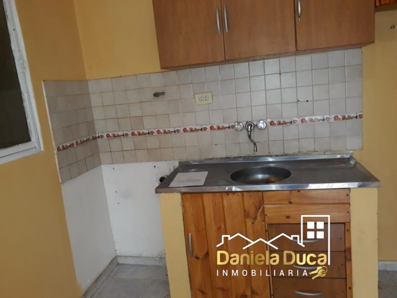 CASA/ DEPARTAMENTOS VILLA CARLOS PAZ
