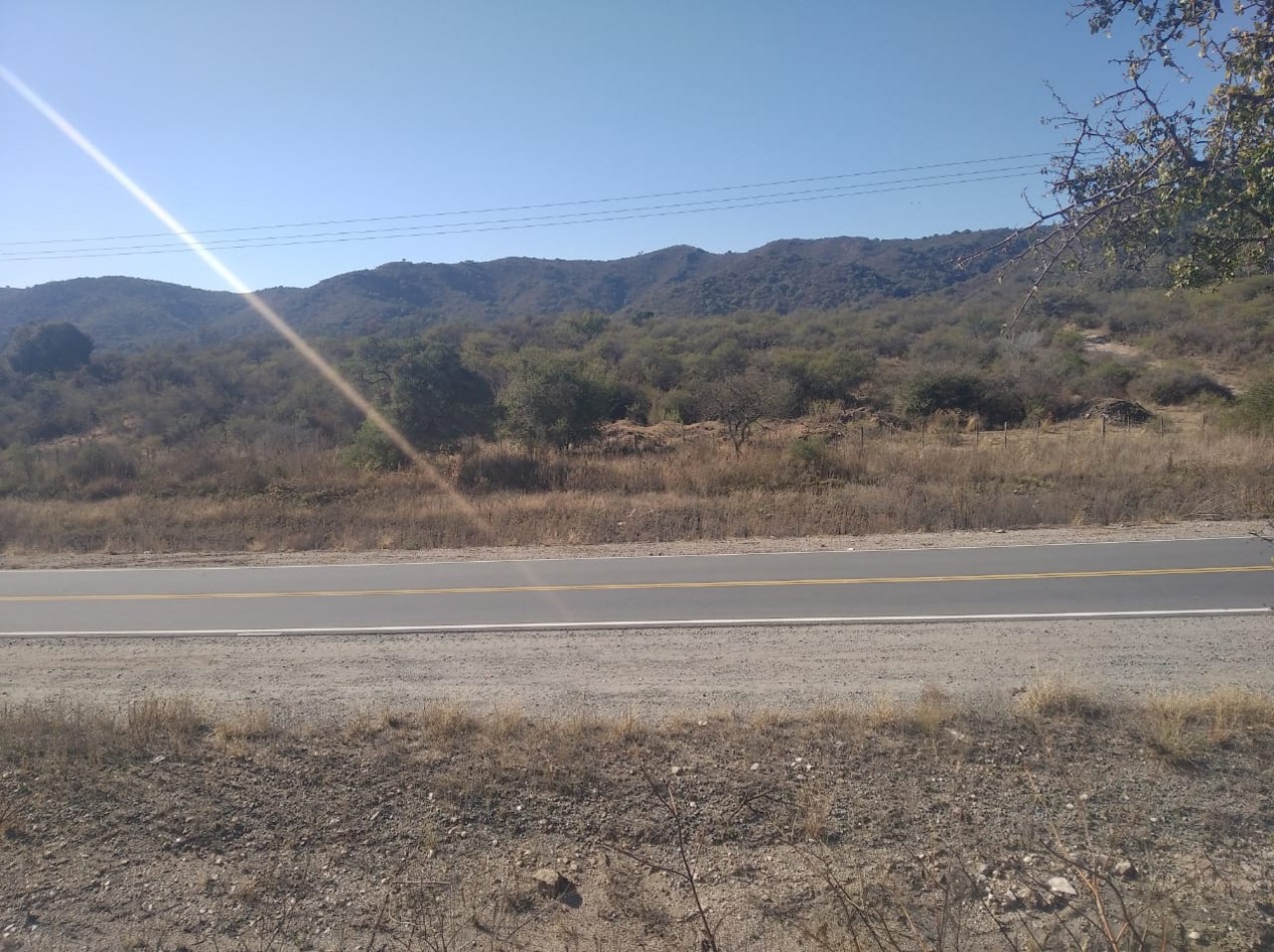 HERMOSO LOTE EN VENTA CAMINO A LAS JARILLAS
