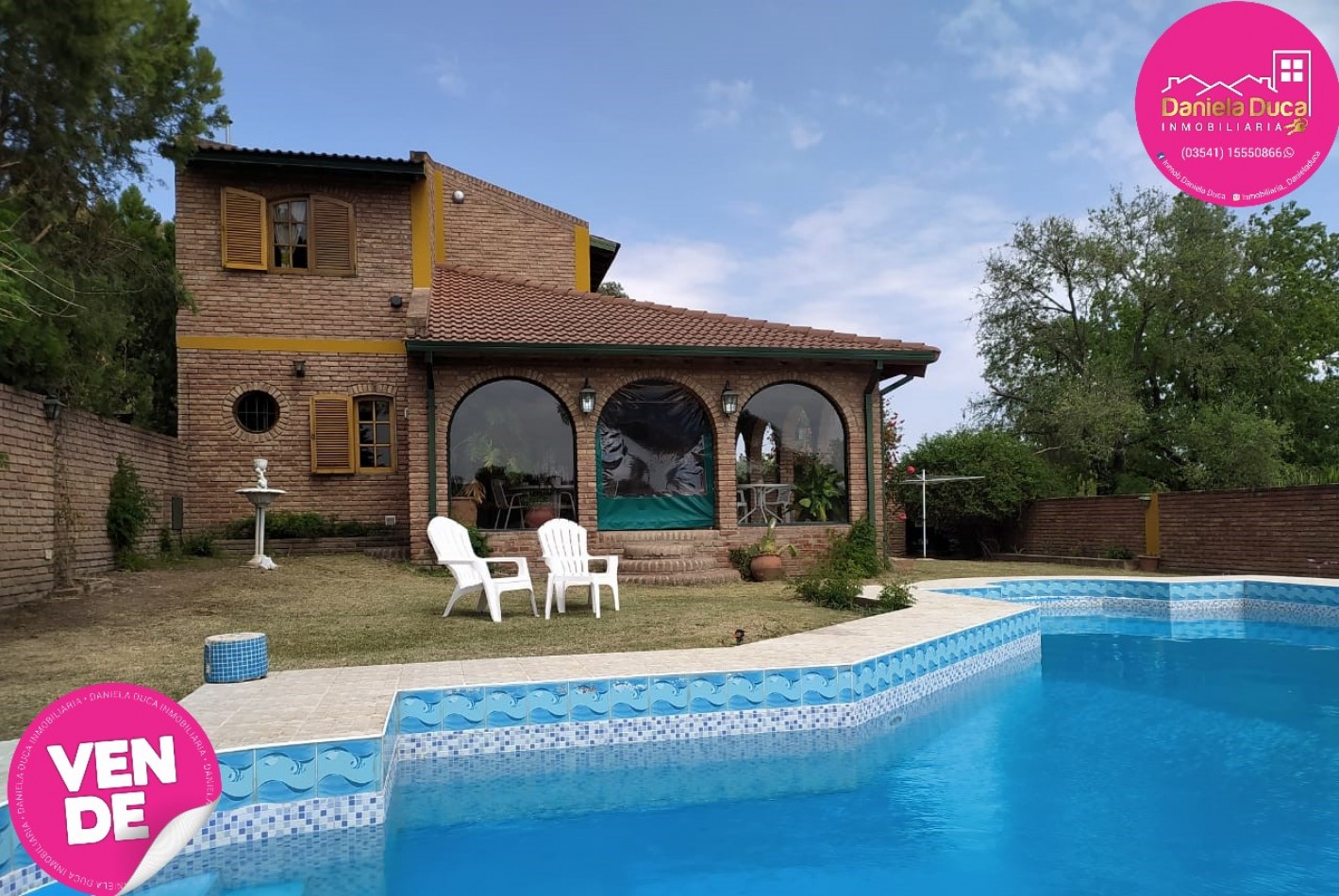 EN VENTA  CASA DE CATEGORIA EN CARLOS PAZ- LA CUESTA