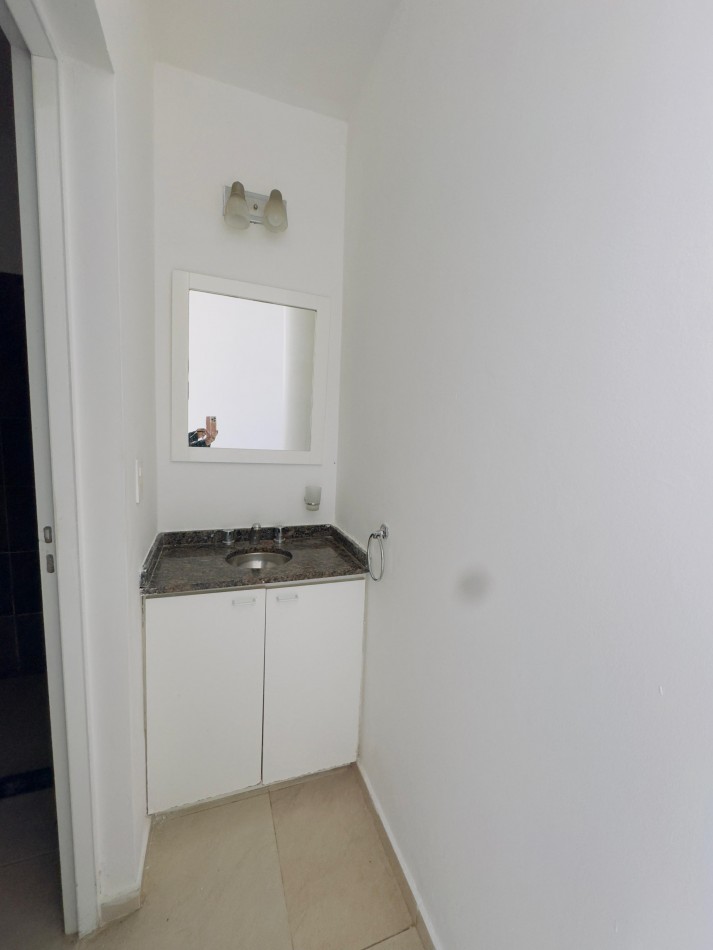 DEPARTAMENTO EN VENTA CARLOS PAZ AVENIDA