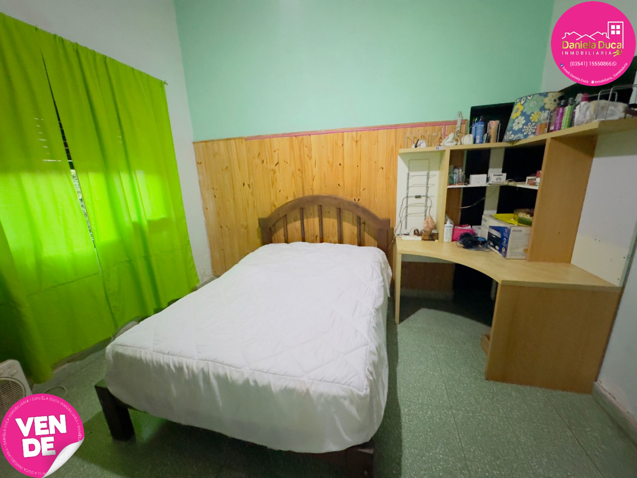 CASA MAS DOS DEPARTAMENTOS EN VENTA CARLOS PAZ